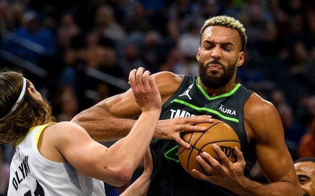 星空体育下载网址-关于社区盾赛程吃紧，明尼苏达森林狼赛后防线松动，气氛紧张，赛程密集仍需轮换的信息